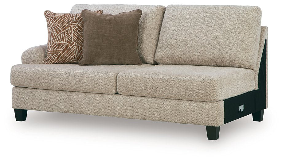 Steelwater Retreat Sectional with Chaise